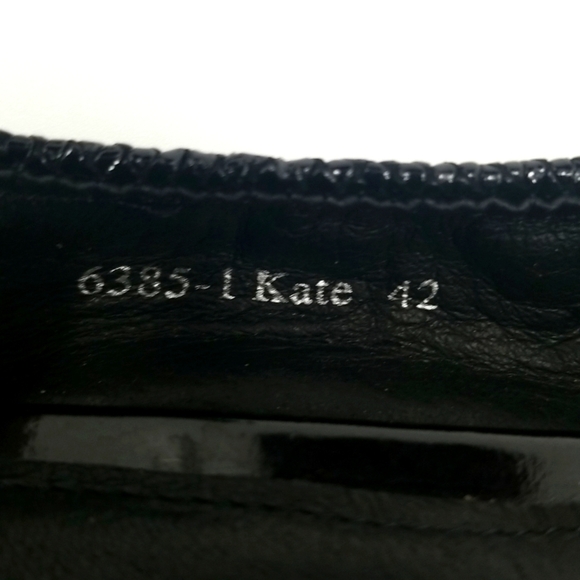 RS Black Genuine Leather Textured Ballet Flat - Picture 4 of 9